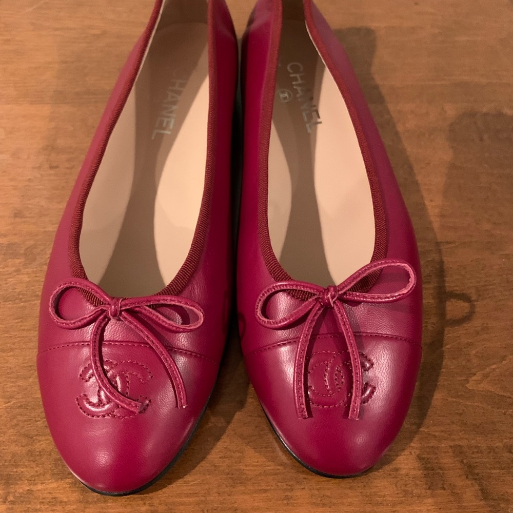 Chanel Red Ballerina Flats - Autumn 2012. NWT